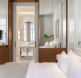 ATHENY - THE DOLLI at Acropolis 24
