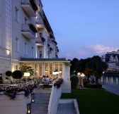 RAKOUSKO - Hotel Sacher Salzburg - Terrace_Sacher_Bar