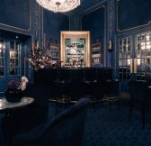 RAKOUSKO - hotel Sacher Wien - Blaue-Bar