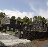 HOUSES IN PICO