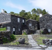 HOUSES IN PICO