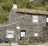 HOUSES IN PICO